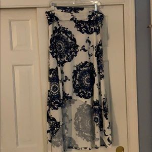 NWT LuLaRoe size XL Olivia high/low skirt